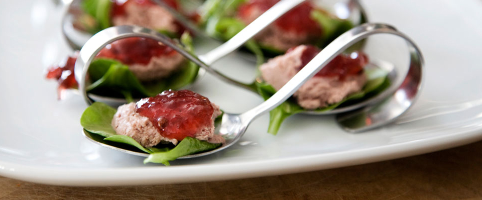 短信轰在线轰炸免费网站